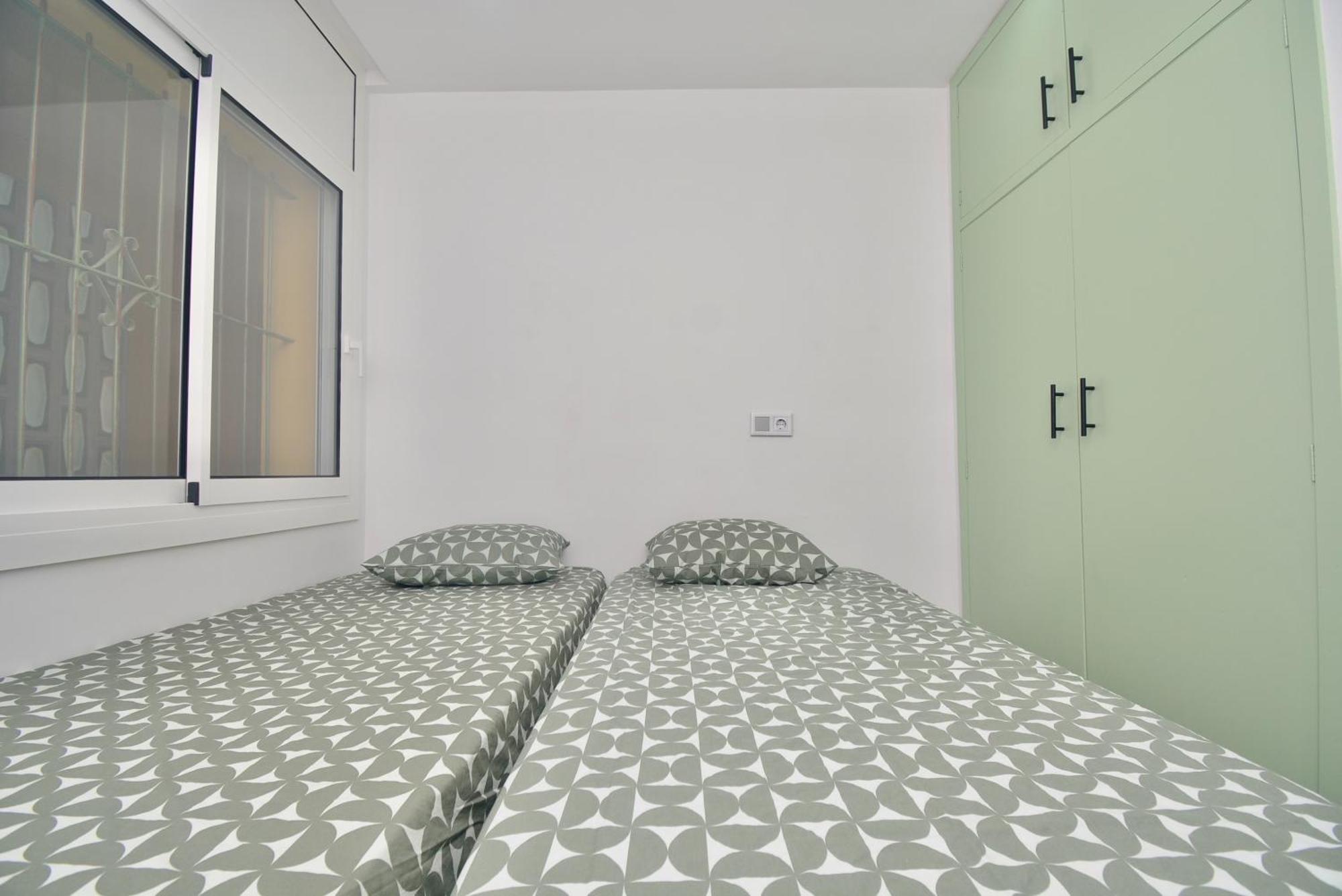 Superbe T3 Face A La - Terrasse - Apartamento *